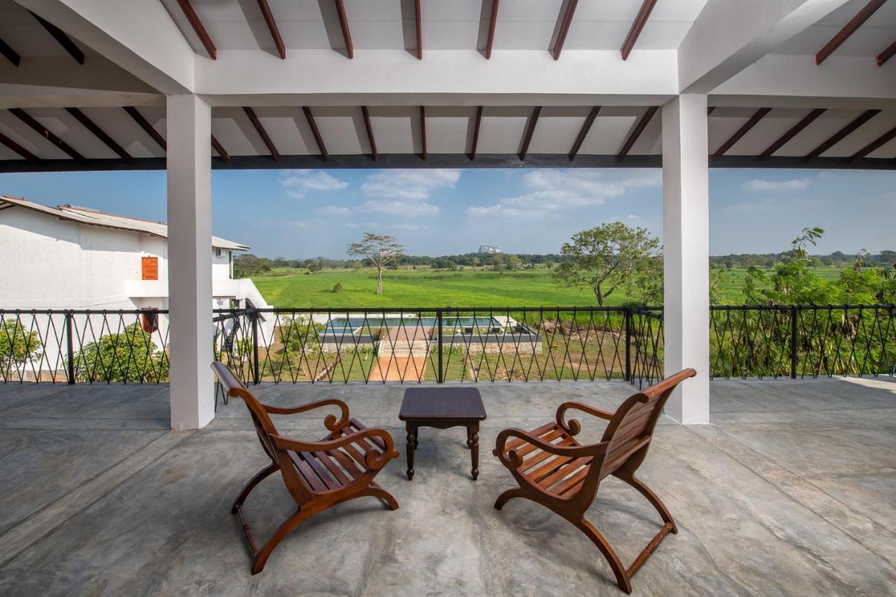 Ceylon Breeze Sigiriya Hotel Ngoại thất bức ảnh