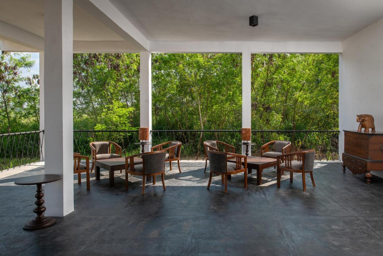 Ceylon Breeze Sigiriya Hotel Ngoại thất bức ảnh