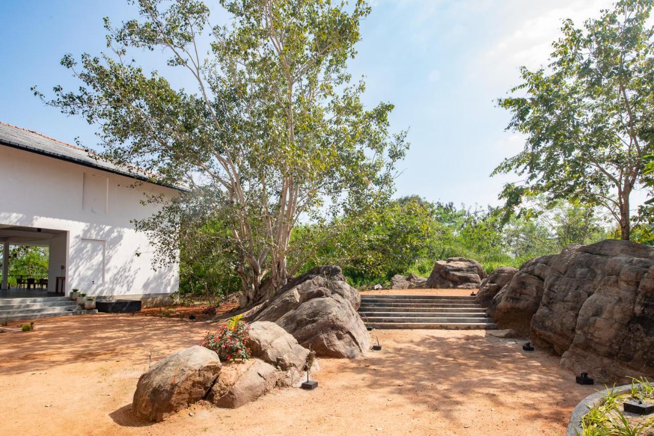 Ceylon Breeze Sigiriya Hotel Ngoại thất bức ảnh