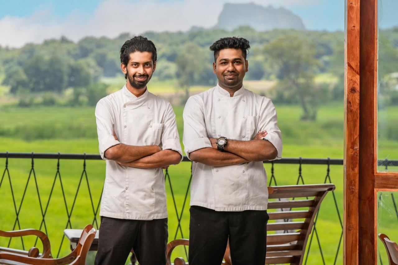 Ceylon Breeze Sigiriya Hotel Ngoại thất bức ảnh