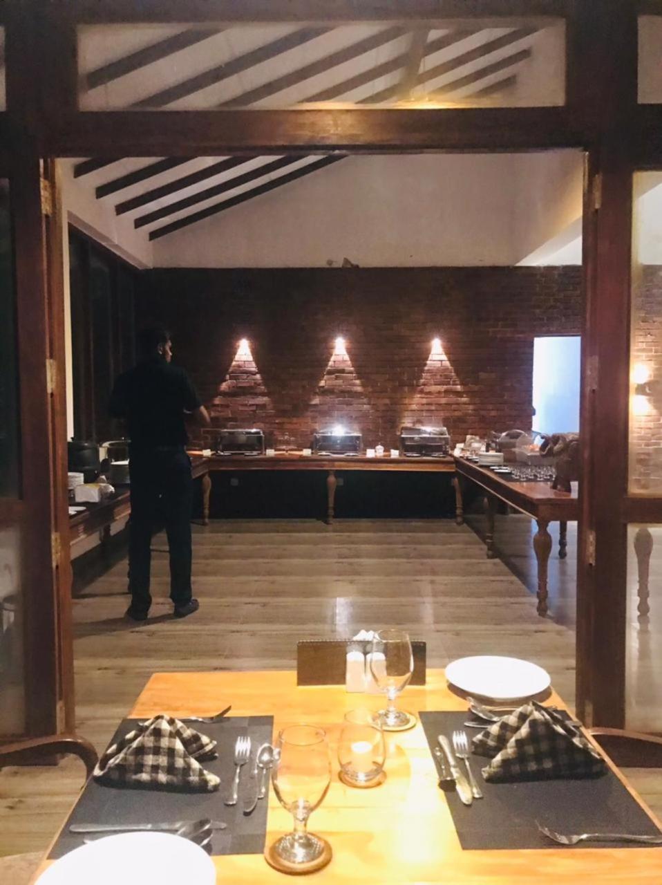 Ceylon Breeze Sigiriya Hotel Ngoại thất bức ảnh